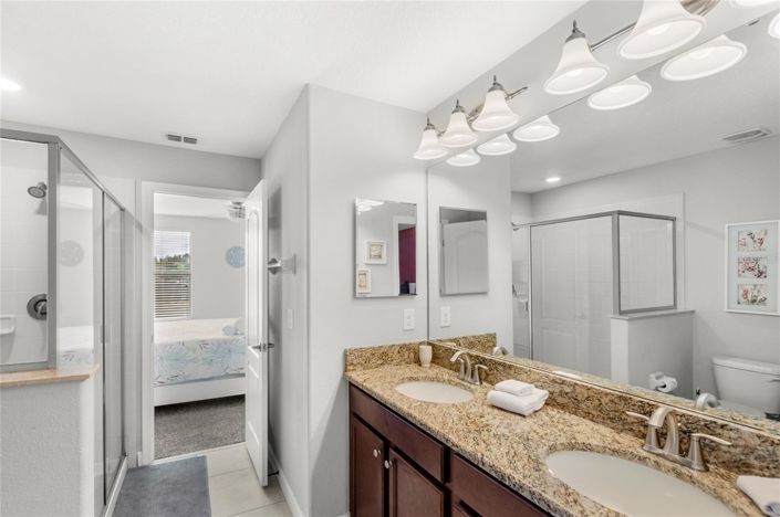 Image No.20-8 Bed House for sale