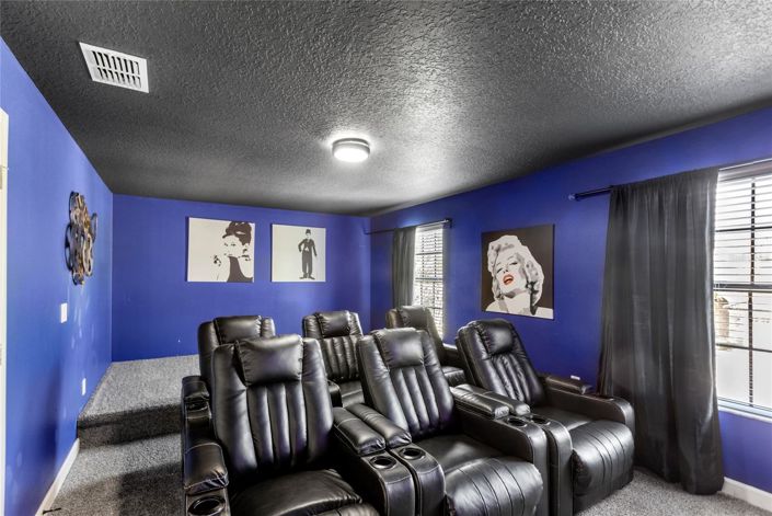 Image No.35-8 Bed House for sale