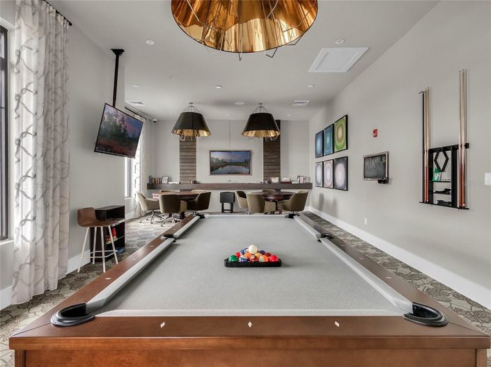 Image No.65-8 Bed House for sale