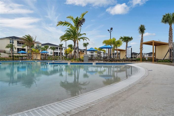 Image No.74-8 Bed House for sale