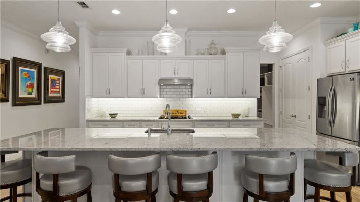 Image No.13-3 Bed House for sale