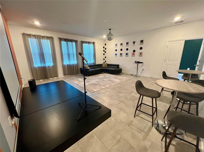 Image No.42-6 Bed House for sale