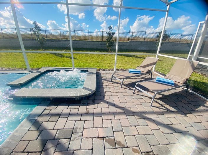 Image No.56-6 Bed House for sale