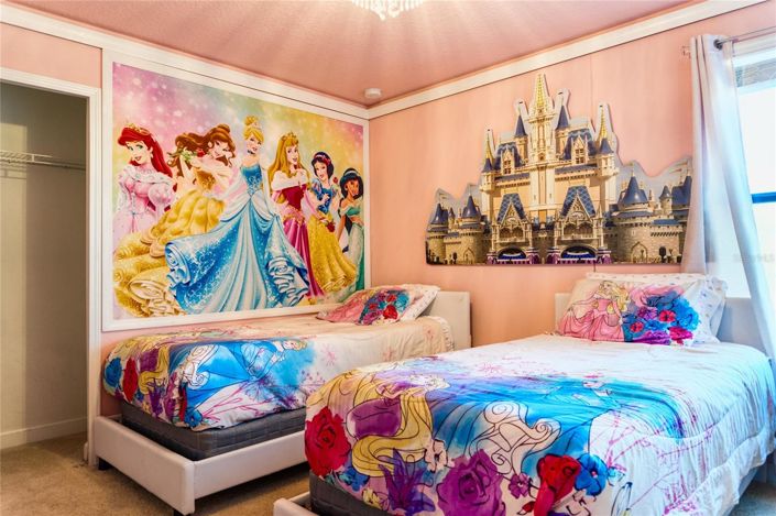 Image No.41-8 Bed House for sale