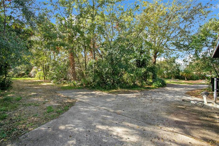 Image No.32-7 Bed House for sale