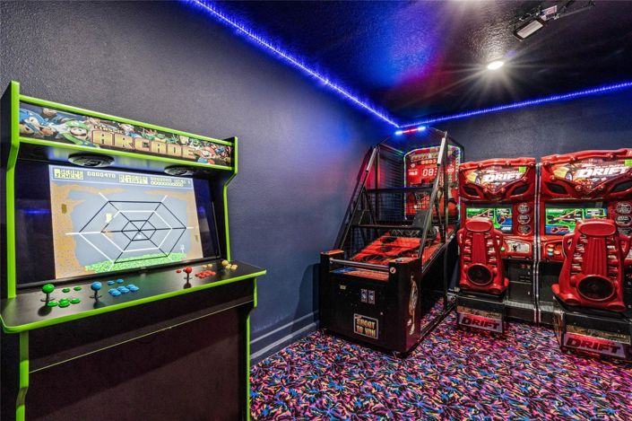 Image No.16-6 Bed House for sale