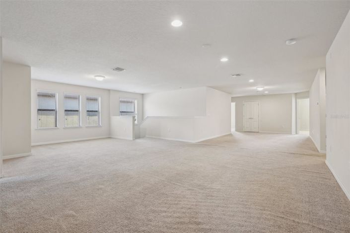 Image No.18-9 Bed House for sale