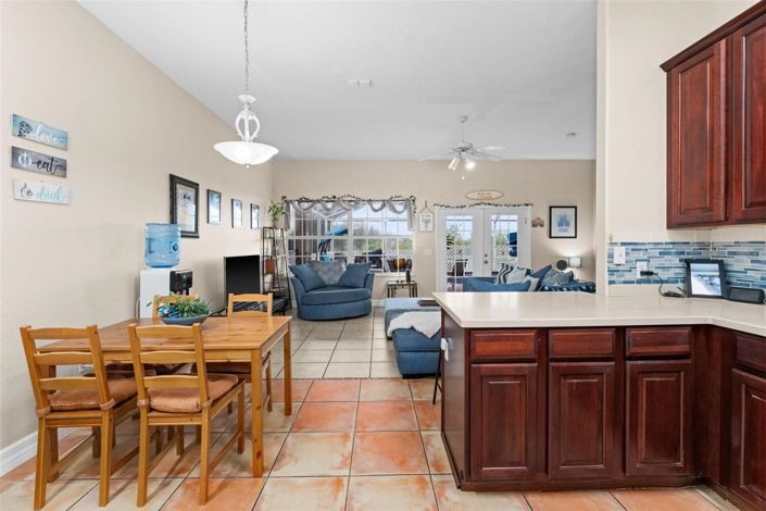 Image No.11-7 Bed House for sale