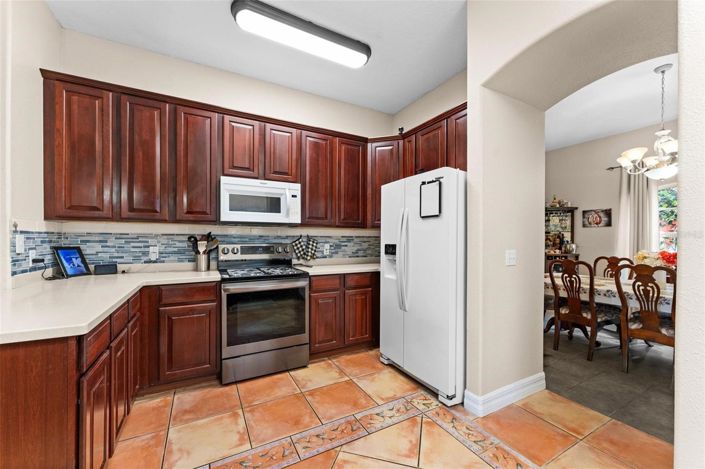 Image No.15-7 Bed House for sale