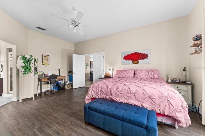 Image No.21-7 Bed House for sale