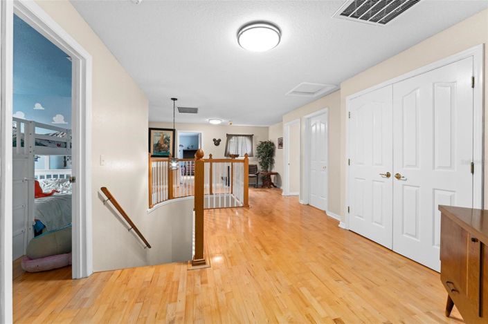 Image No.29-7 Bed House for sale