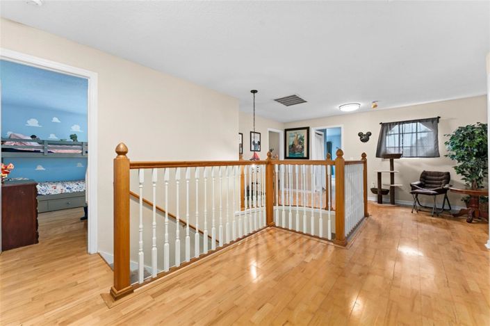 Image No.30-7 Bed House for sale