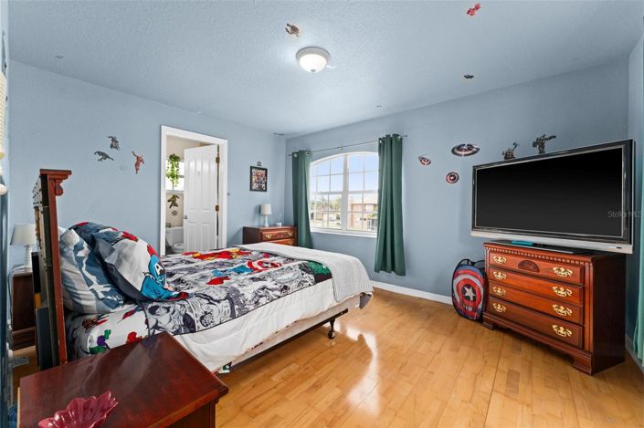 Image No.32-7 Bed House for sale