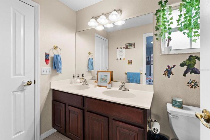 Image No.35-7 Bed House for sale