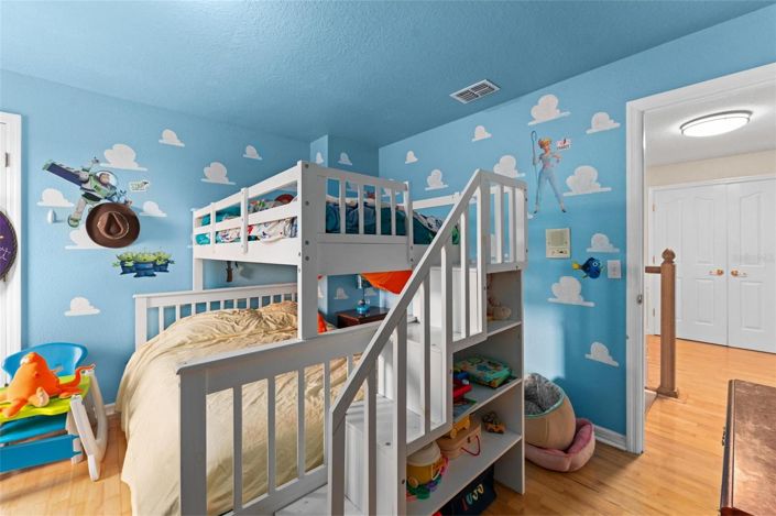 Image No.43-7 Bed House for sale