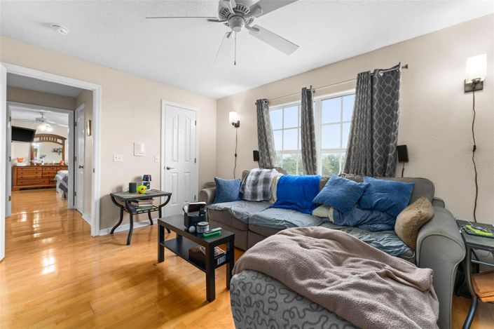 Image No.45-7 Bed House for sale