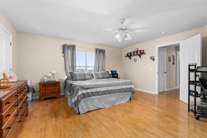 Image No.48-7 Bed House for sale