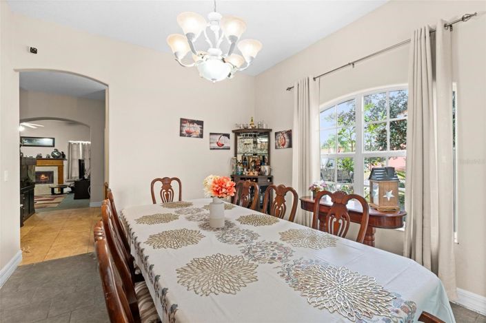 Image No.9-7 Bed House for sale