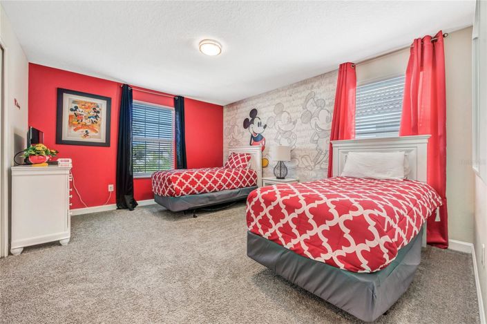 Image No.32-5 Bed House for sale