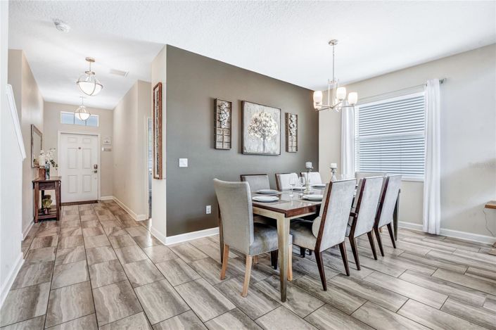 Image No.7-5 Bed House for sale