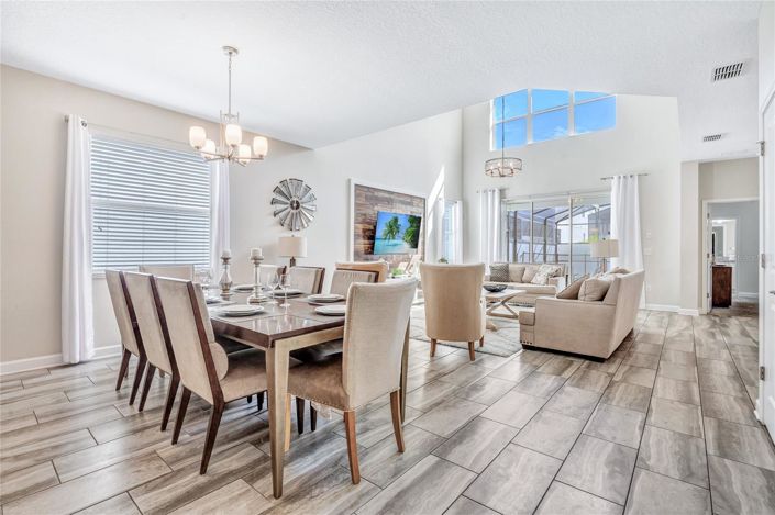 Image No.8-5 Bed House for sale