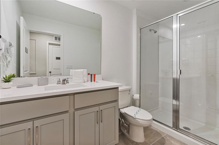 Image No.10-6 Bed Townhouse for sale