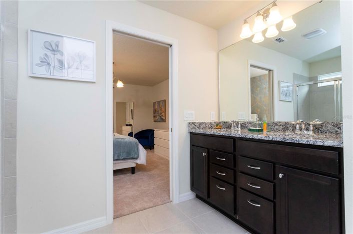 Image No.34-5 Bed House for sale