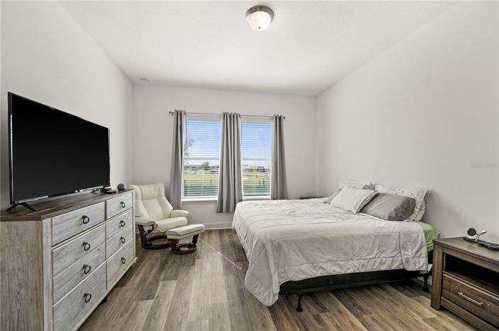 Image No.14-4 Bed House for sale