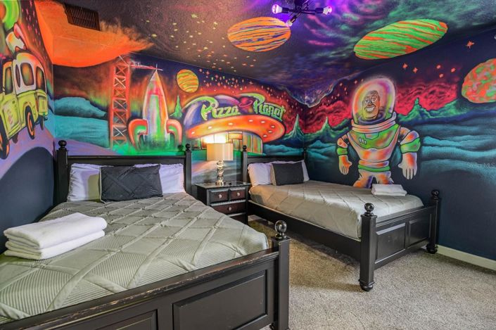 Image No.4-7 Bed House for sale