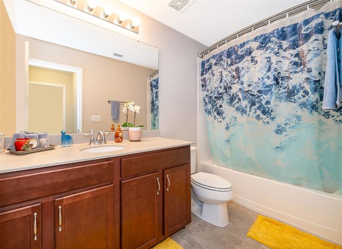 Image No.34-5 Bed House for sale