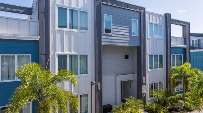 Image No.1-5 Bed Apartment for sale