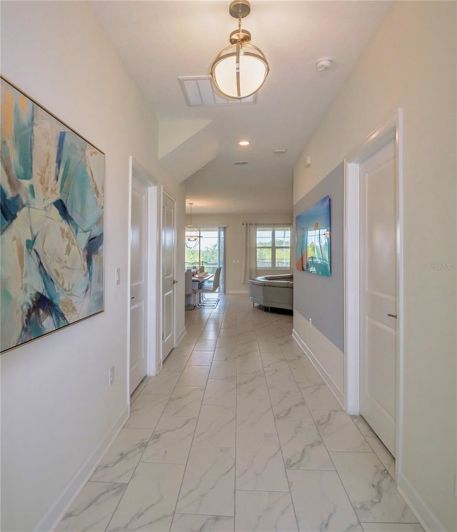 Image No.6-6 Bed House for sale