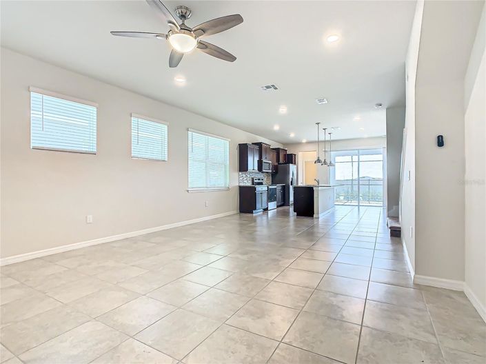 Image No.5-5 Bed House for sale