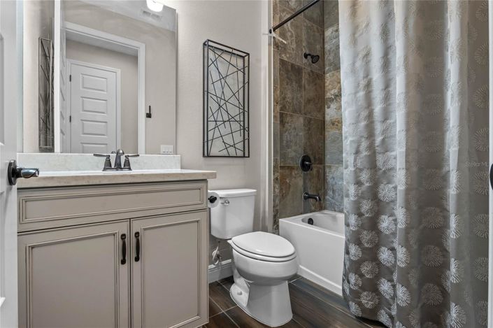 Image No.35-4 Bed House for sale