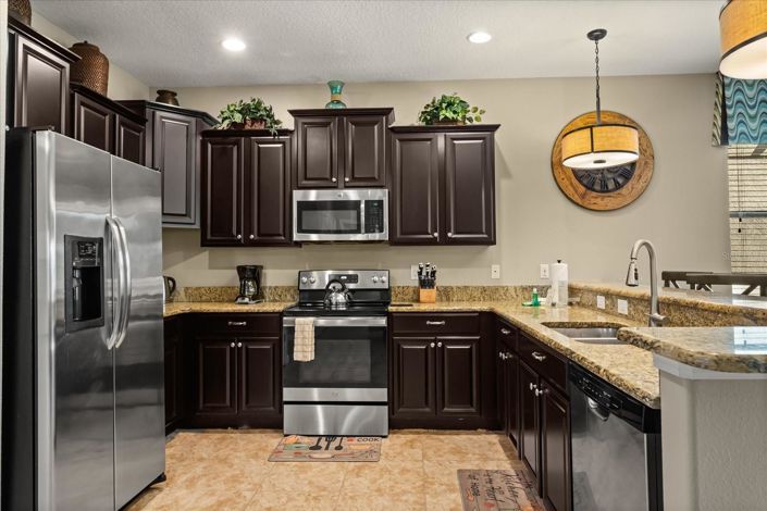 Image No.10-7 Bed House for sale