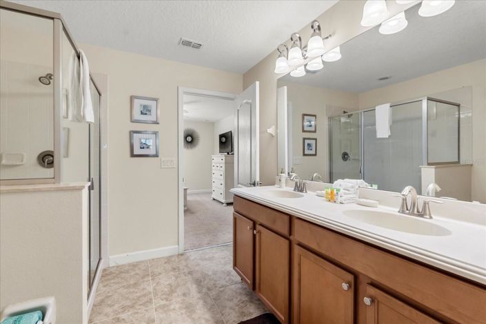 Image No.26-7 Bed House for sale