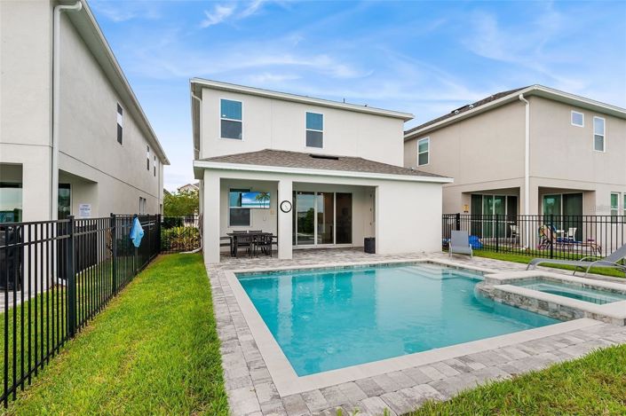 Image No.2-5 Bed House for sale