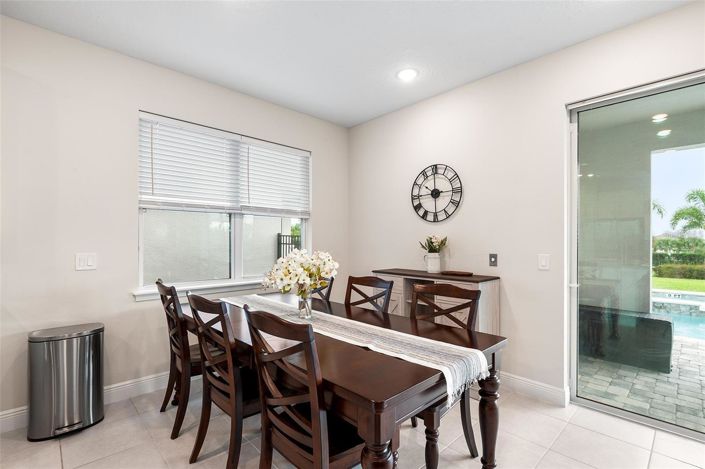 Image No.22-5 Bed House for sale