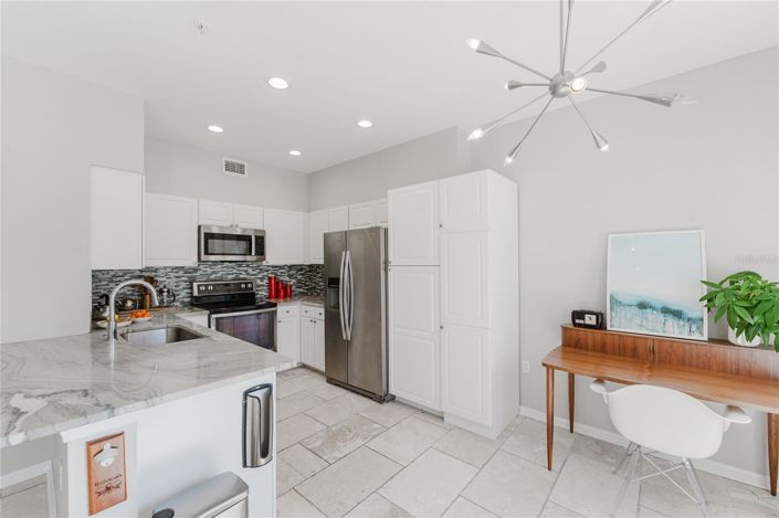 Image No.18-3 Bed Townhouse for sale