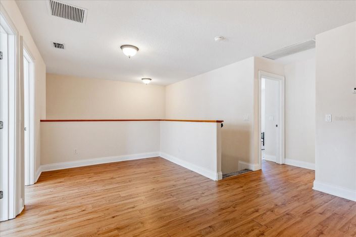 Image No.23-4 Bed House for sale