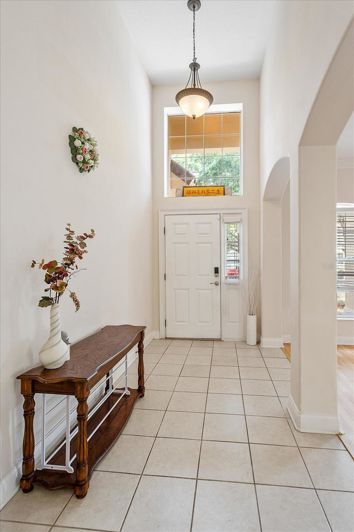 Image No.3-4 Bed House for sale