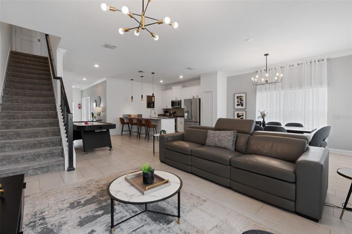 Image No.12-5 Bed Townhouse for sale