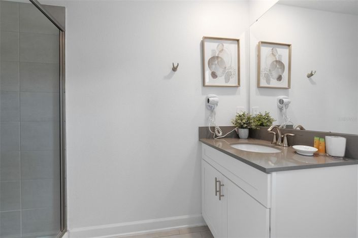 Image No.25-5 Bed Townhouse for sale