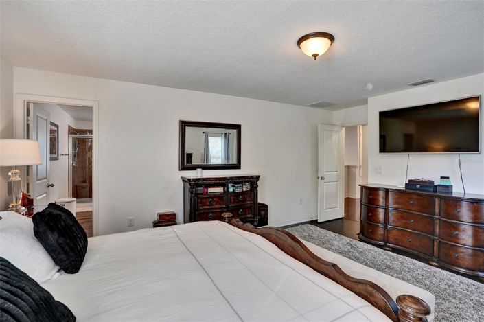 Image No.21-5 Bed House for sale