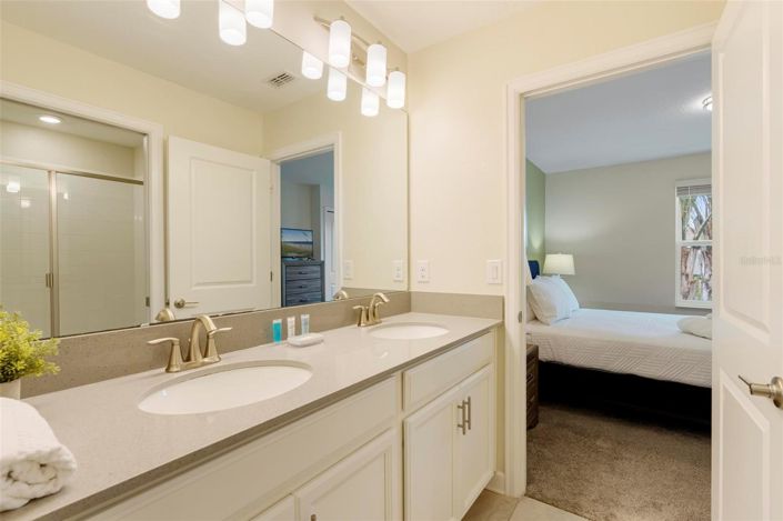 Image No.31-6 Bed House for sale