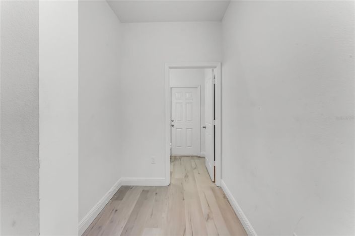 Image No.29-4 Bed House for sale