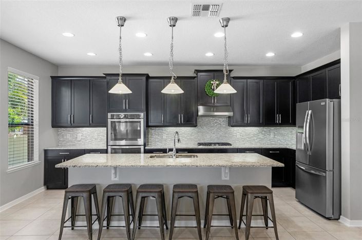 Image No.18-4 Bed House for sale