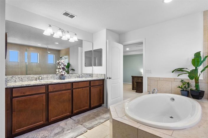 Image No.36-4 Bed House for sale