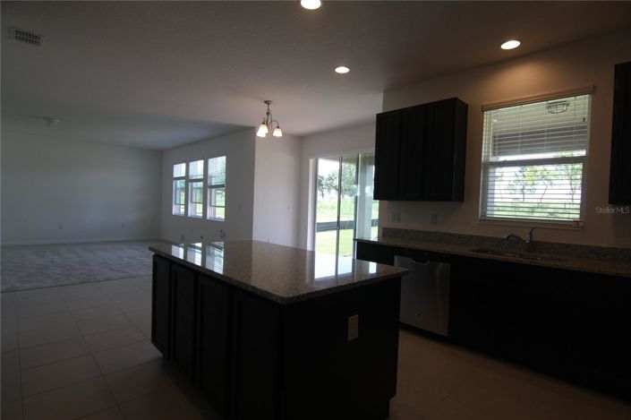 Image No.10-4 Bed House for sale