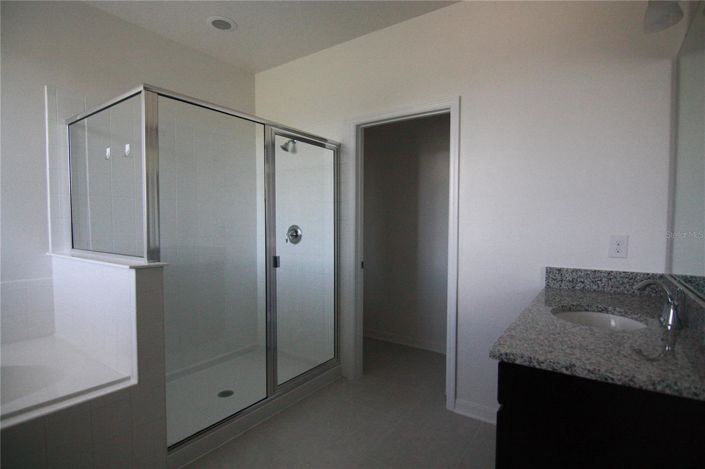 Image No.16-4 Bed House for sale